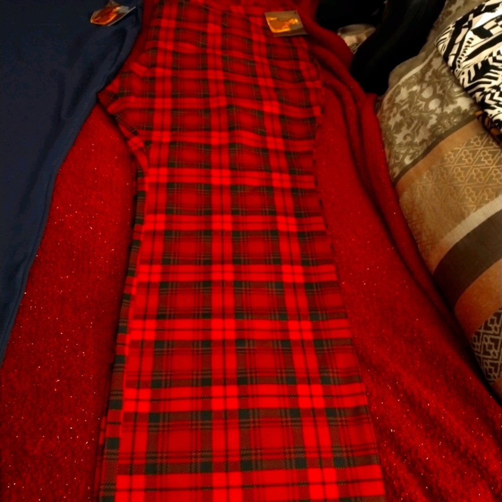 DeSigner Fashion RareTall5X Red/Black Plaid Slacks